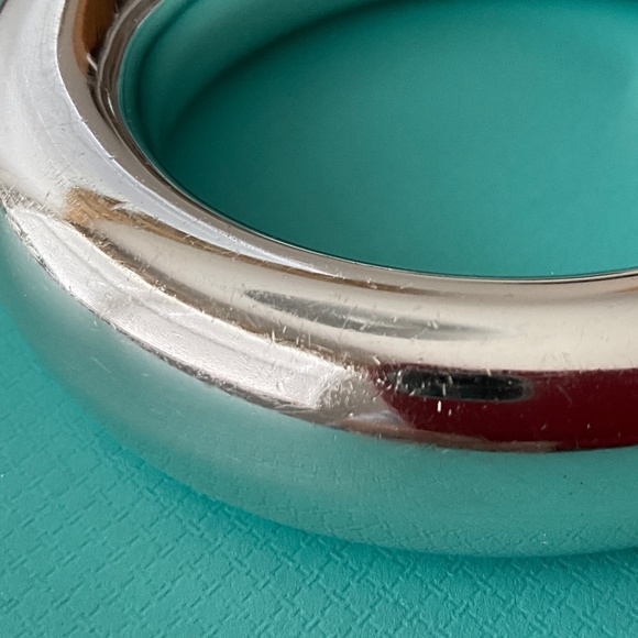 TIFFANY & CO. Vintage Peretti Sterling Silver (925) Doughnut Bangle - Picture 6 of 15